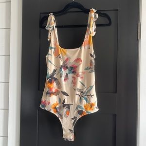 Women BCBG Bodysuit